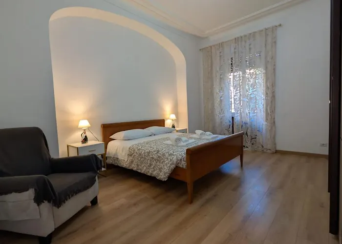 Apartment Vatican Family