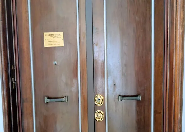 Apartment Vatican Family
